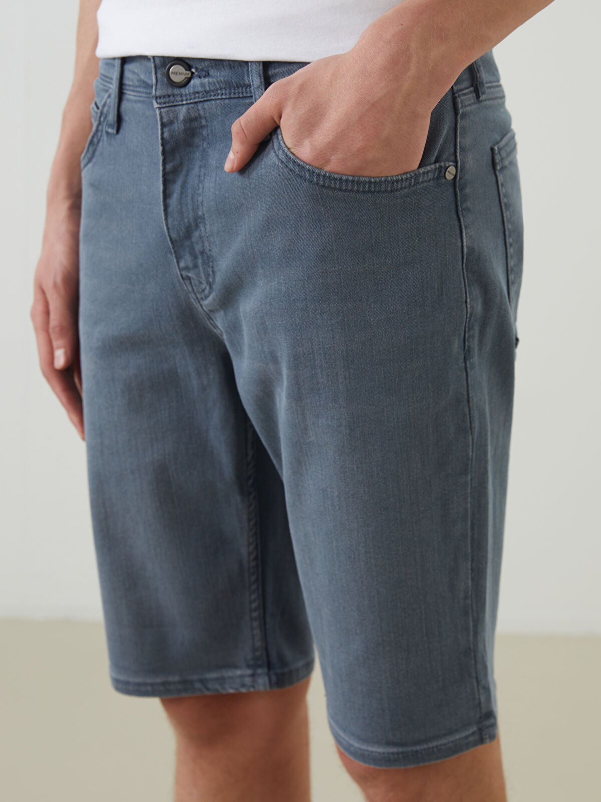 Standard Fit Men's Jeans Shorts