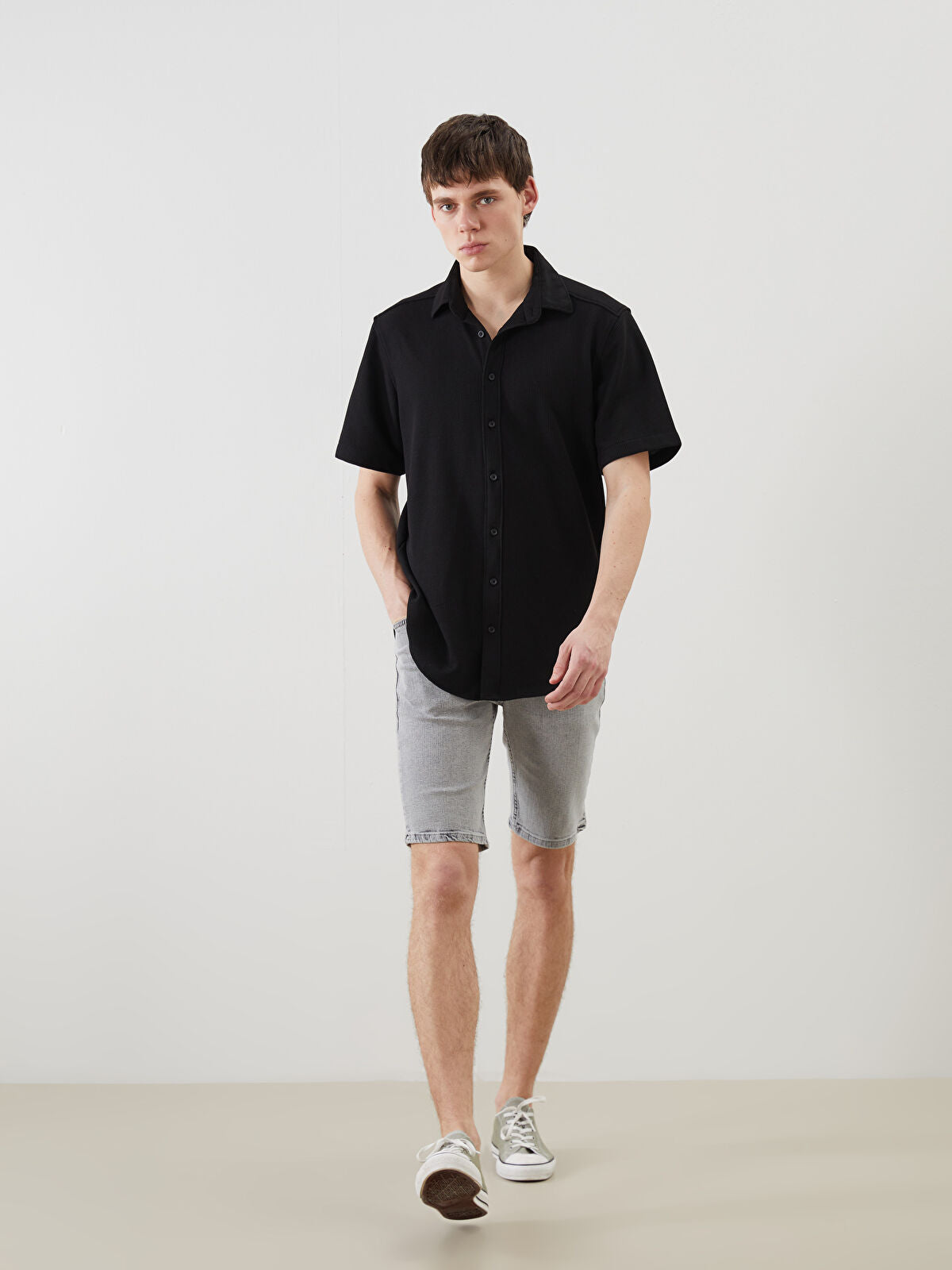 Super Skinny Fit Men's Jean Shorts