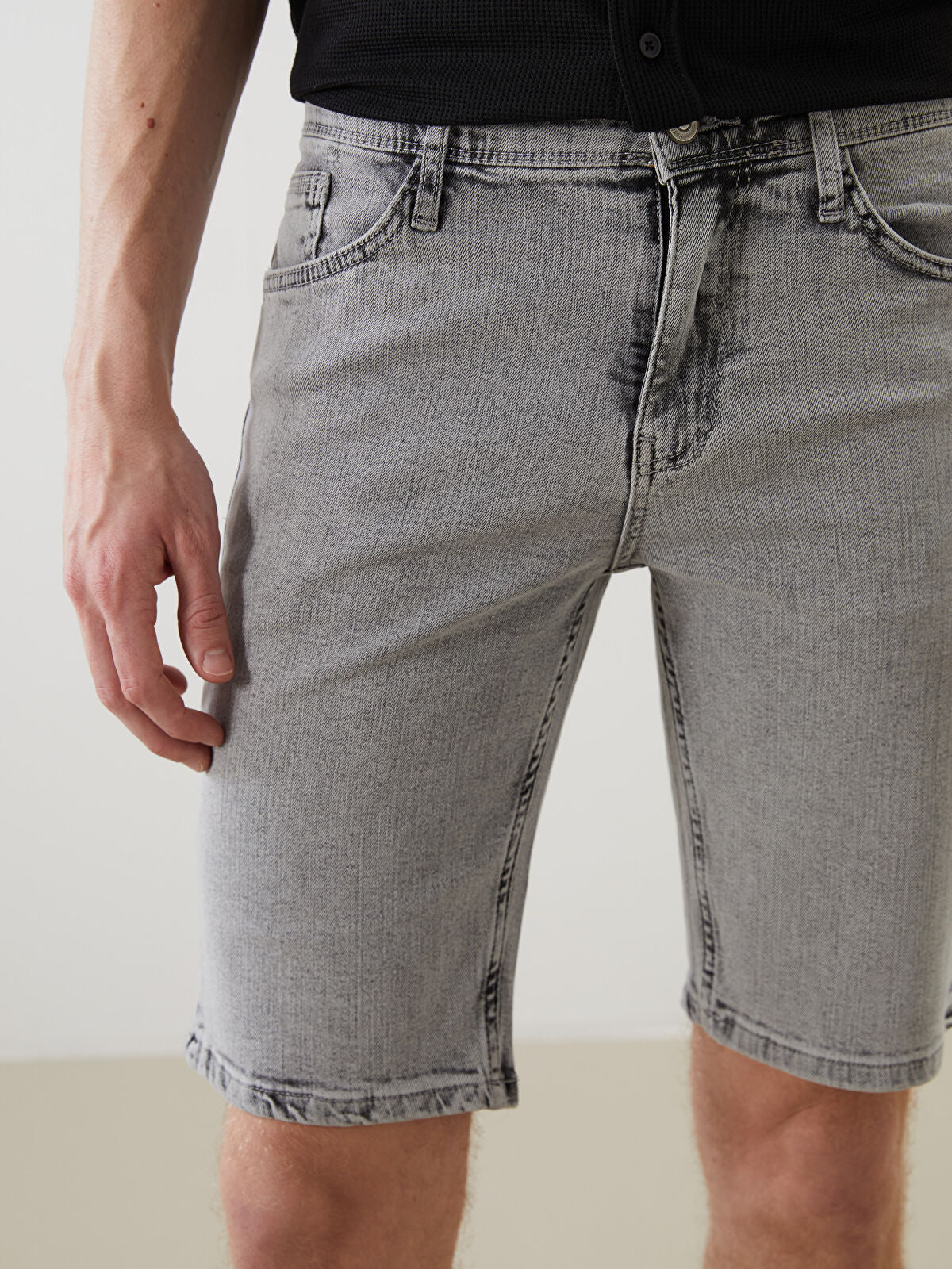 Super Skinny Fit Men's Jean Shorts