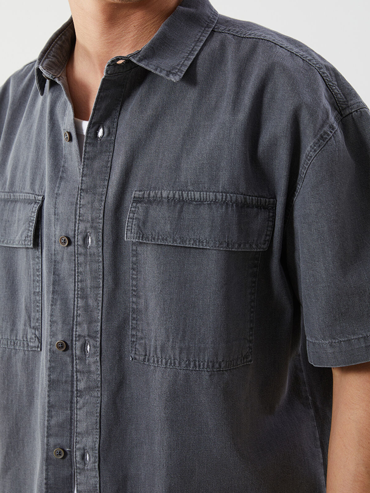 Comfortable Short-Sleeved Men's Jeans T-shirt