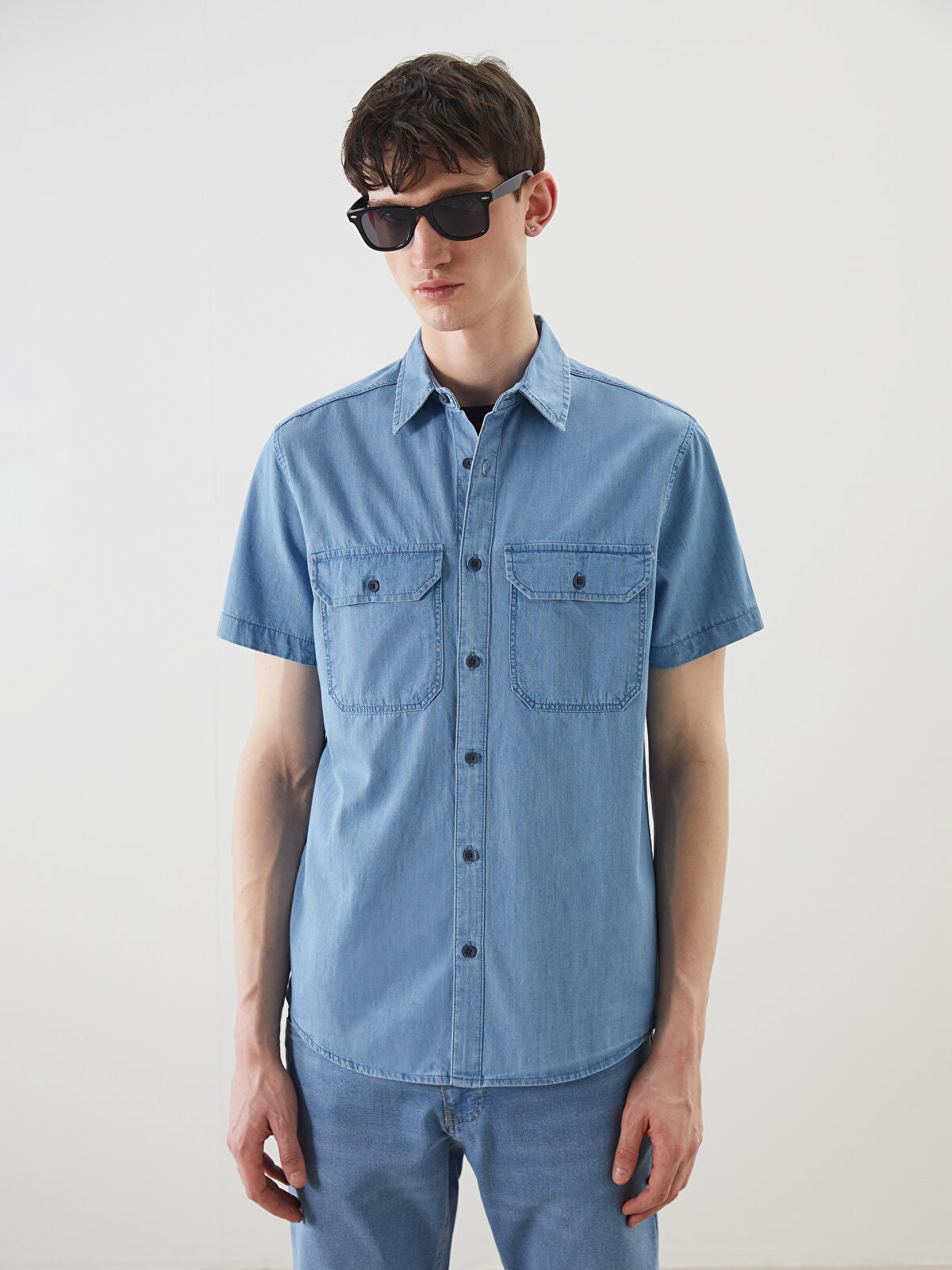 Regular Fit Short Sleeve Men's Denim Shirt