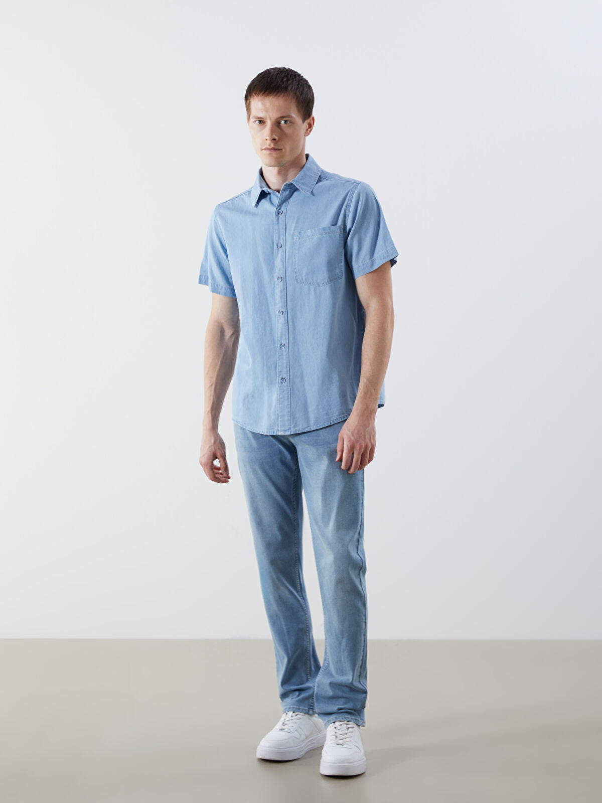 Regular Fit Short Sleeve Men's Denim Shirt