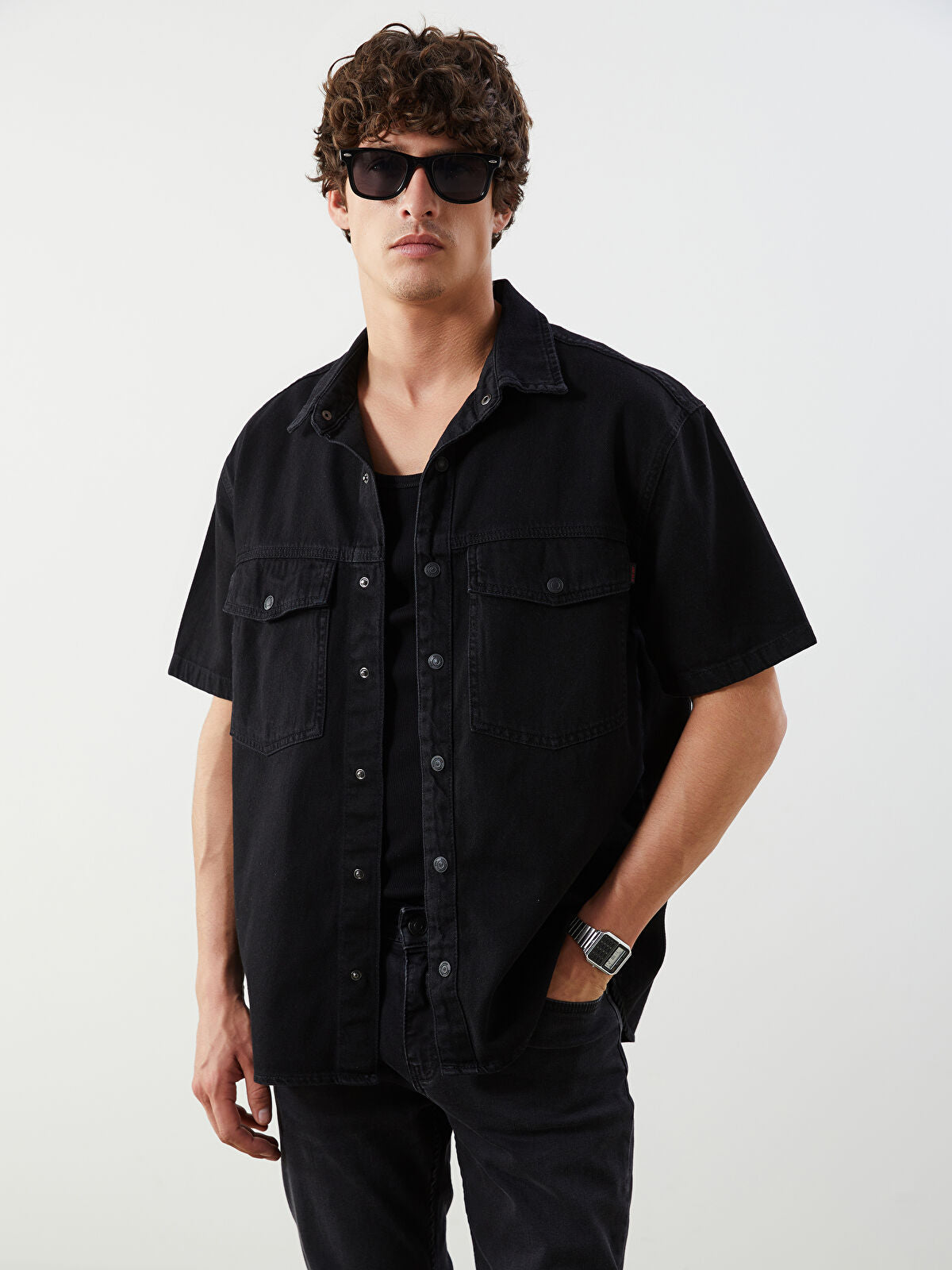 Comfortable Short-Sleeved Men's Jeans T-shirt
