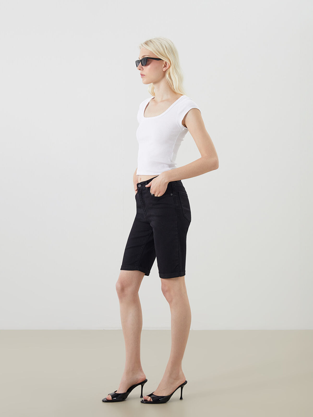 Skinny Fit Women's Jeans Shorts