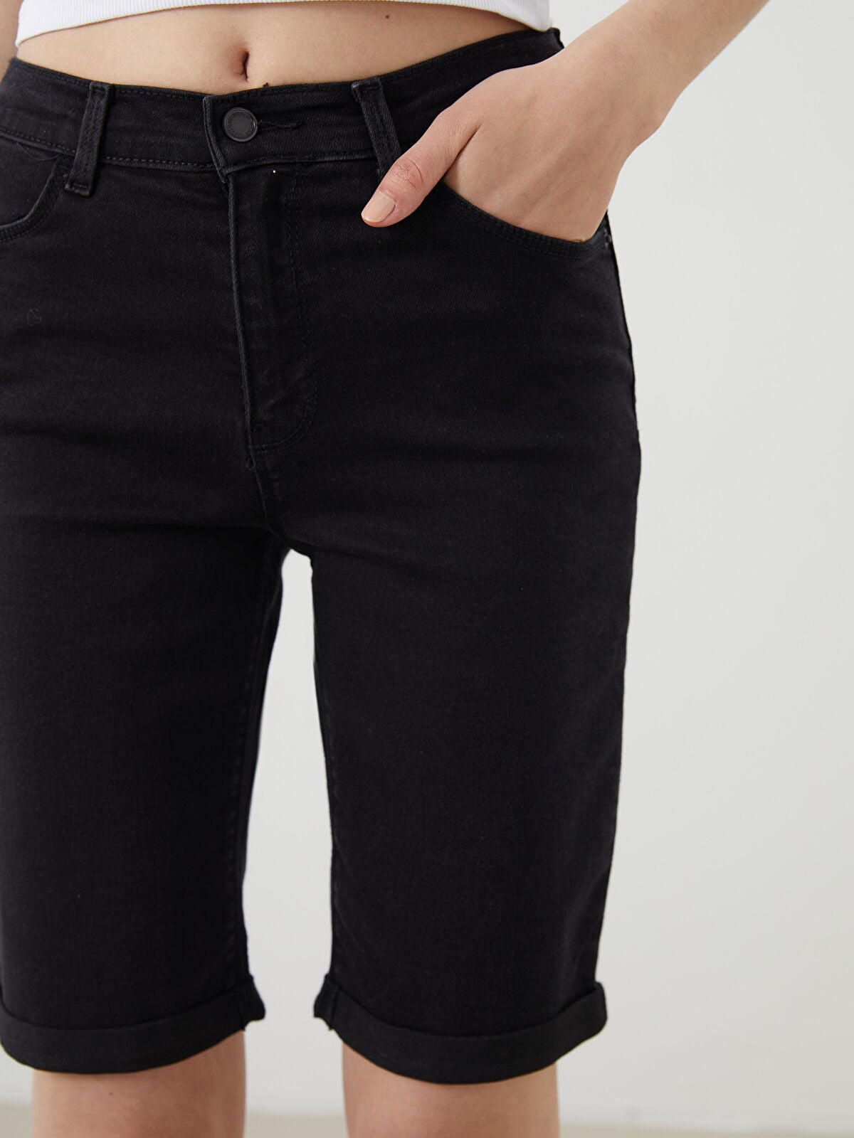 Skinny Fit Women's Jeans Shorts