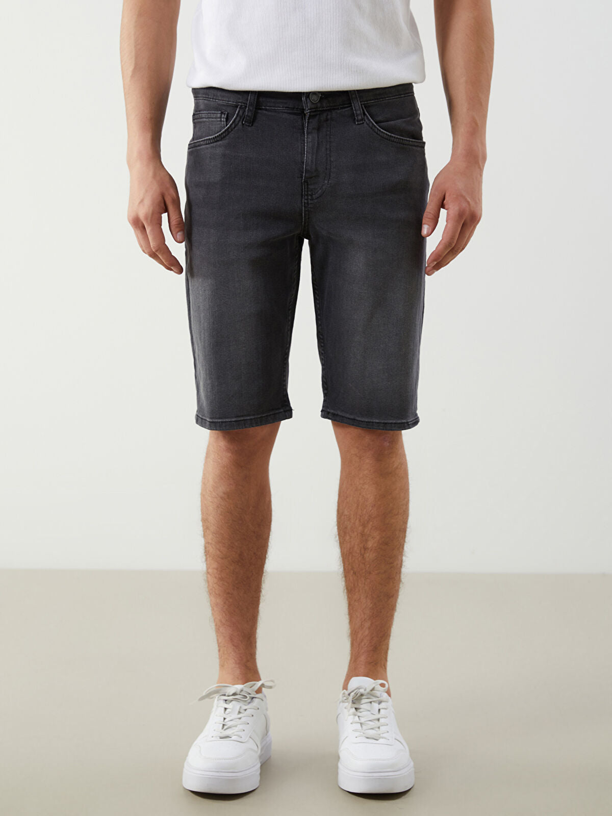 Standard Fit Men's Jeans Shorts