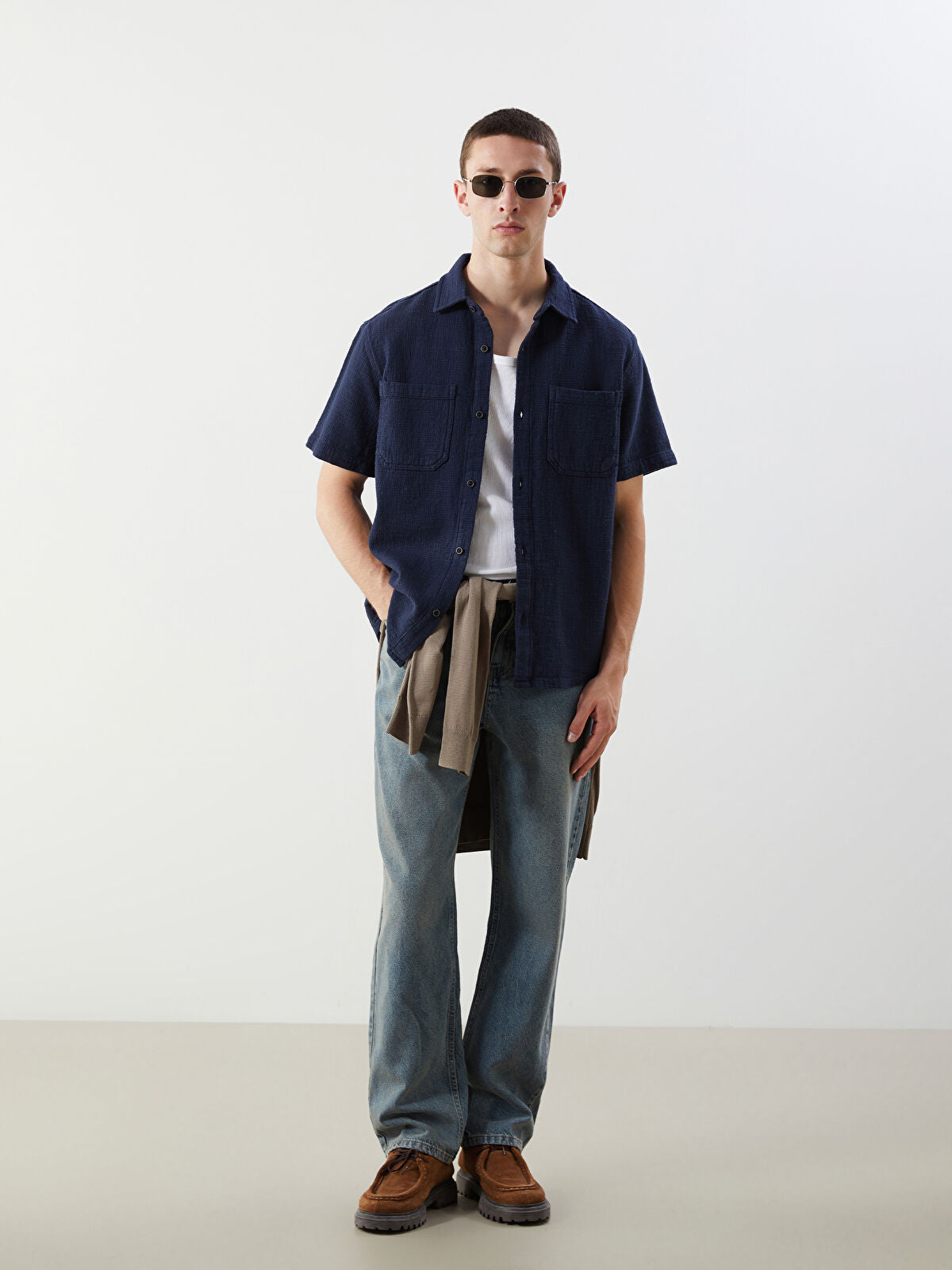 Comfortable Short-Sleeved Men's Jeans T-shirt