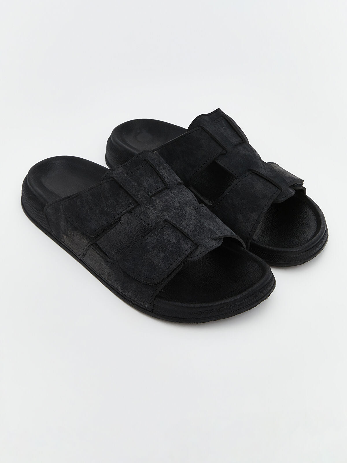 Slip-On Looking Men's Slipper