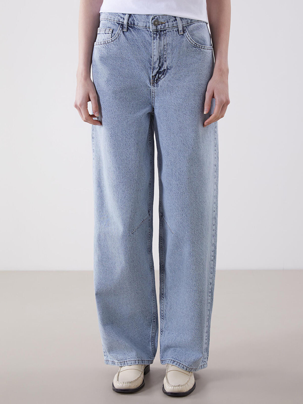 Balloon Fit Women's Jeans Pants