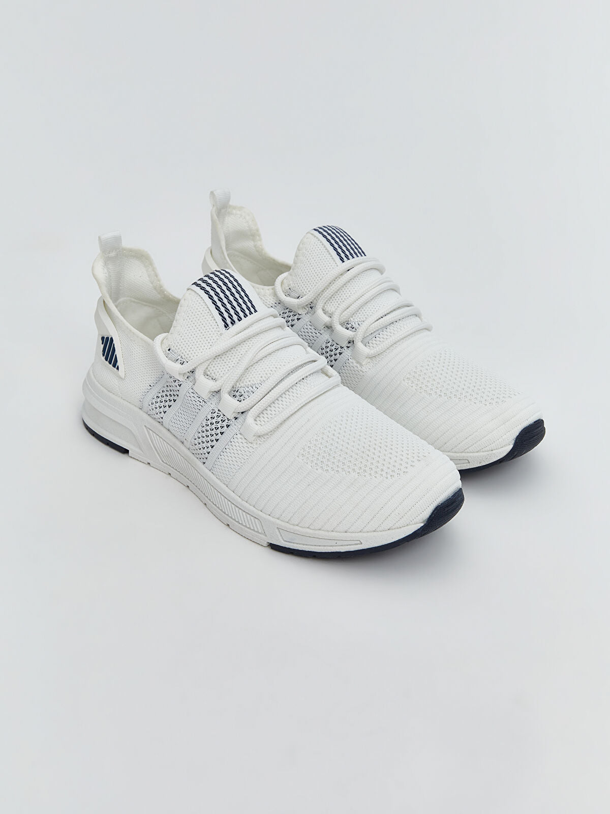 Slip-On Elaborate Men's Sports Shoe