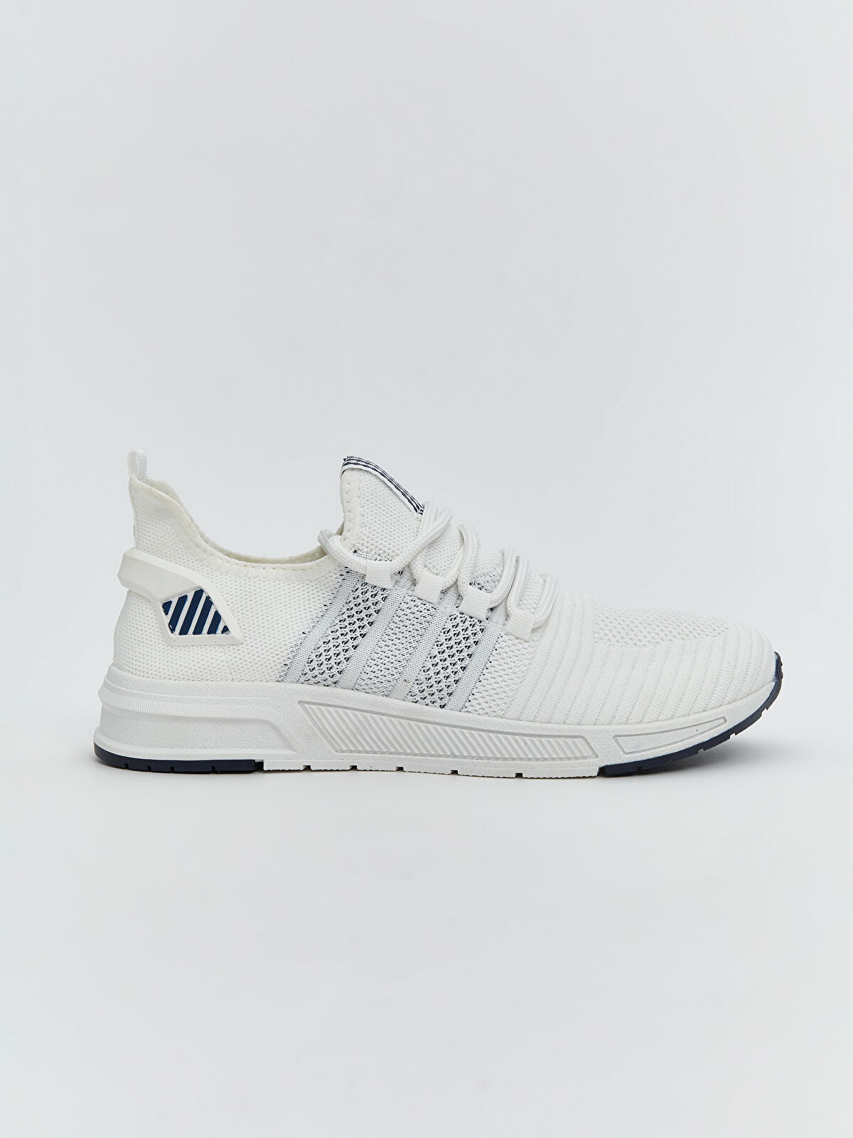 Slip-On Elaborate Men's Sports Shoe