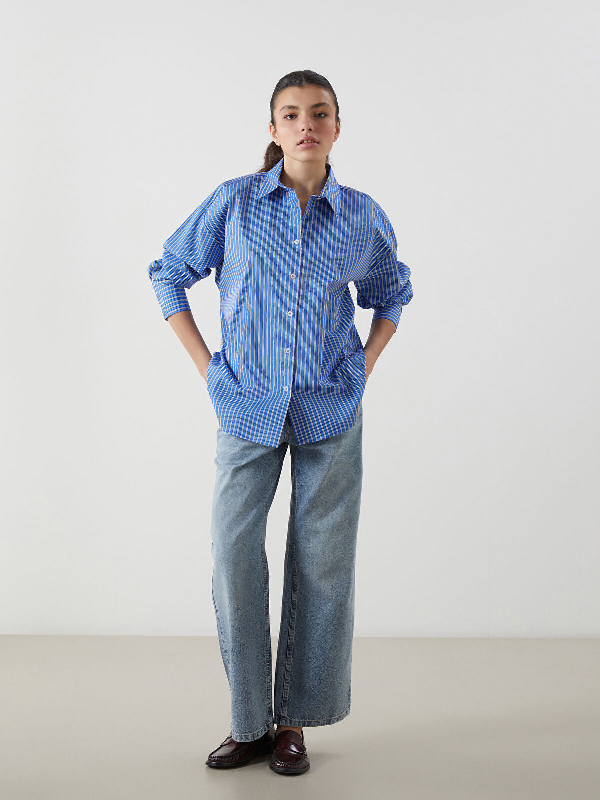Straight Fit Women's Jean Pantalon