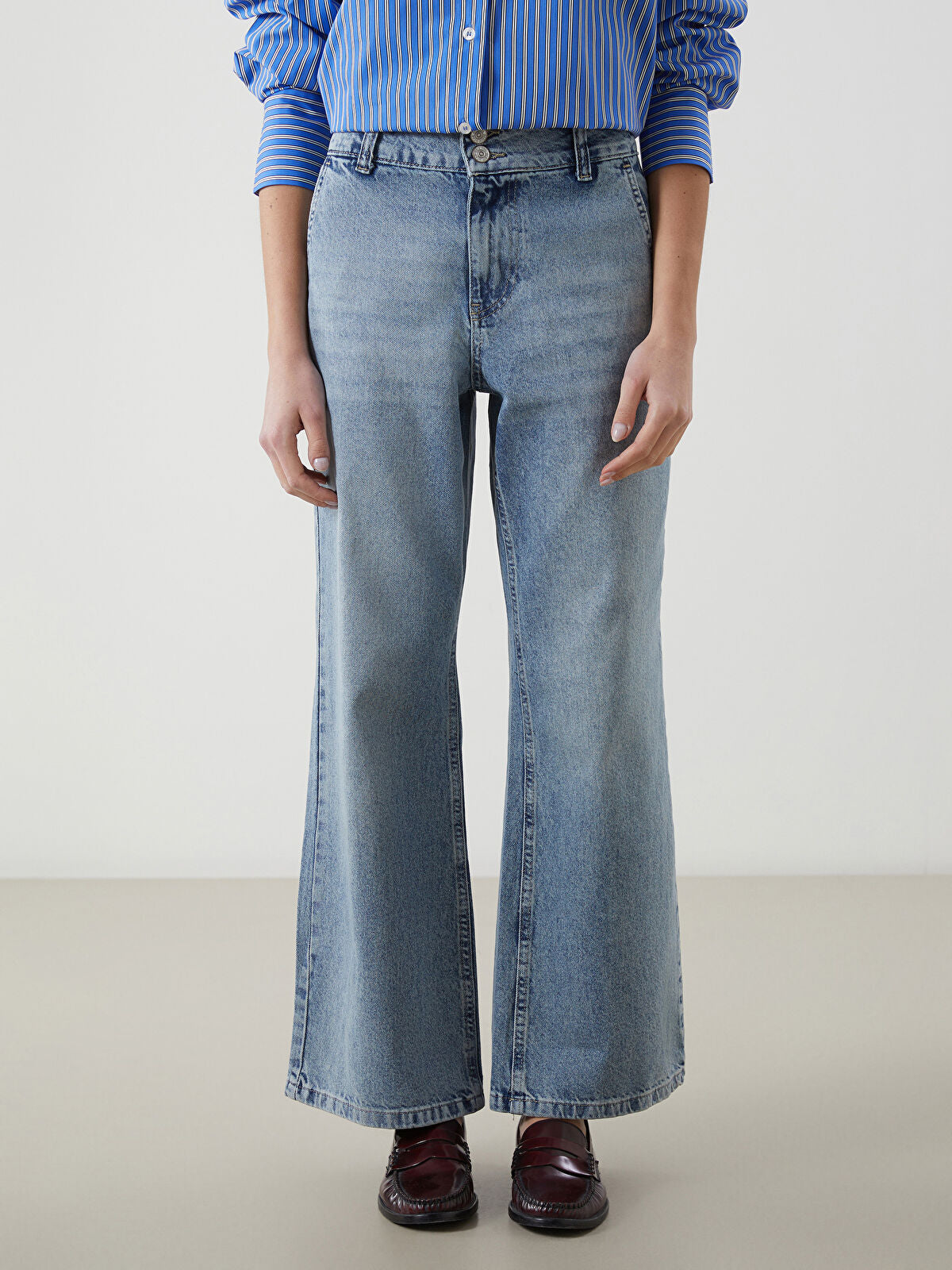 Straight Fit Women's Jean Pantalon