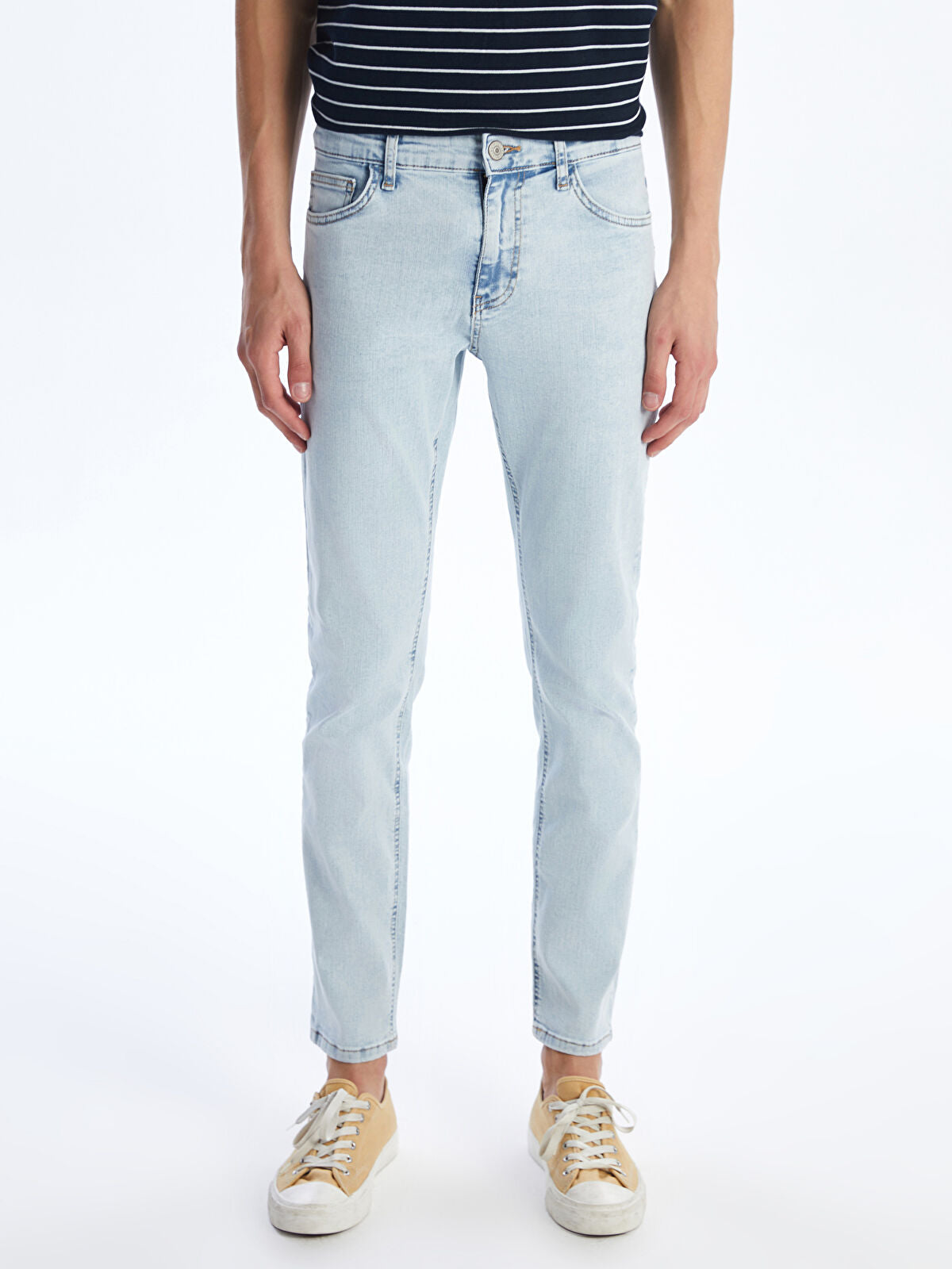 750 Slim Fit Men's Woven Jean Pantalon