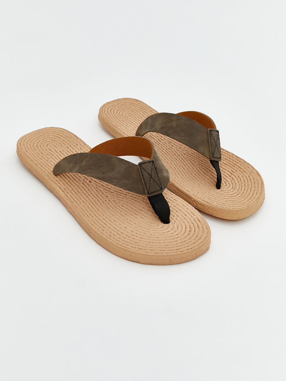 Smooth Looking Men's Beach Sandal