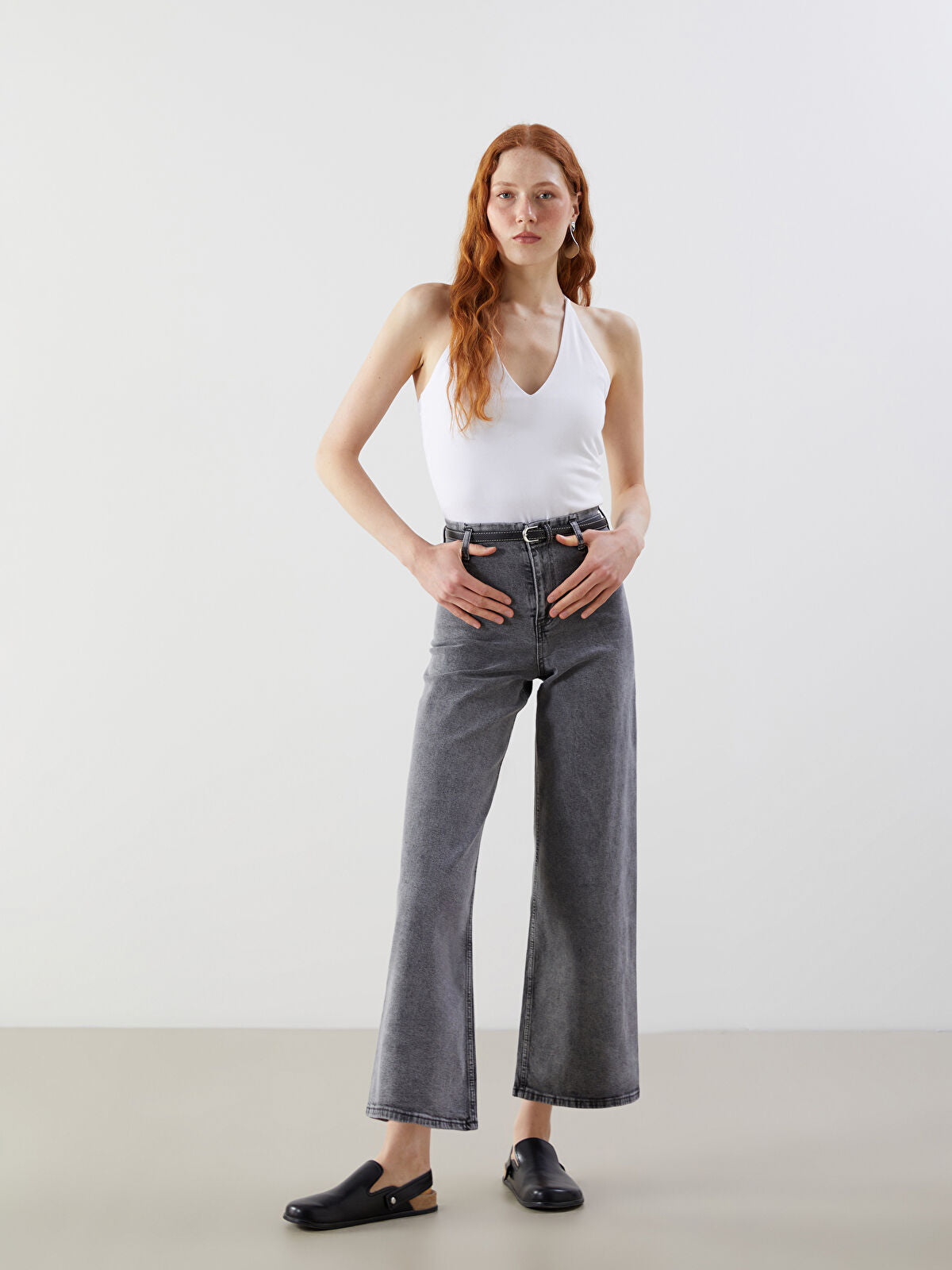 Women’s Belted Wide Leg Jean Pants