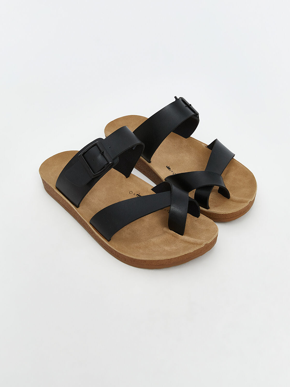 Sleek Looking Cross Strap Men's Sneakers