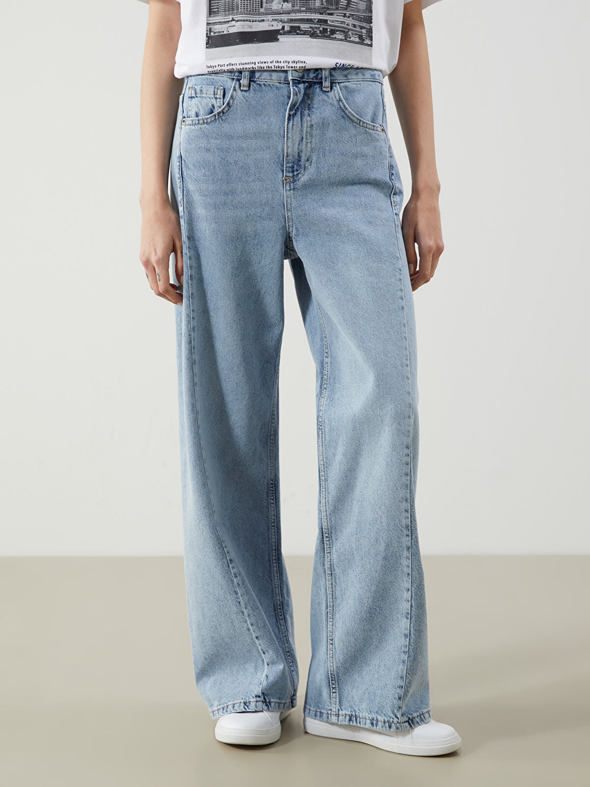 Wideleg Female Jean Pants