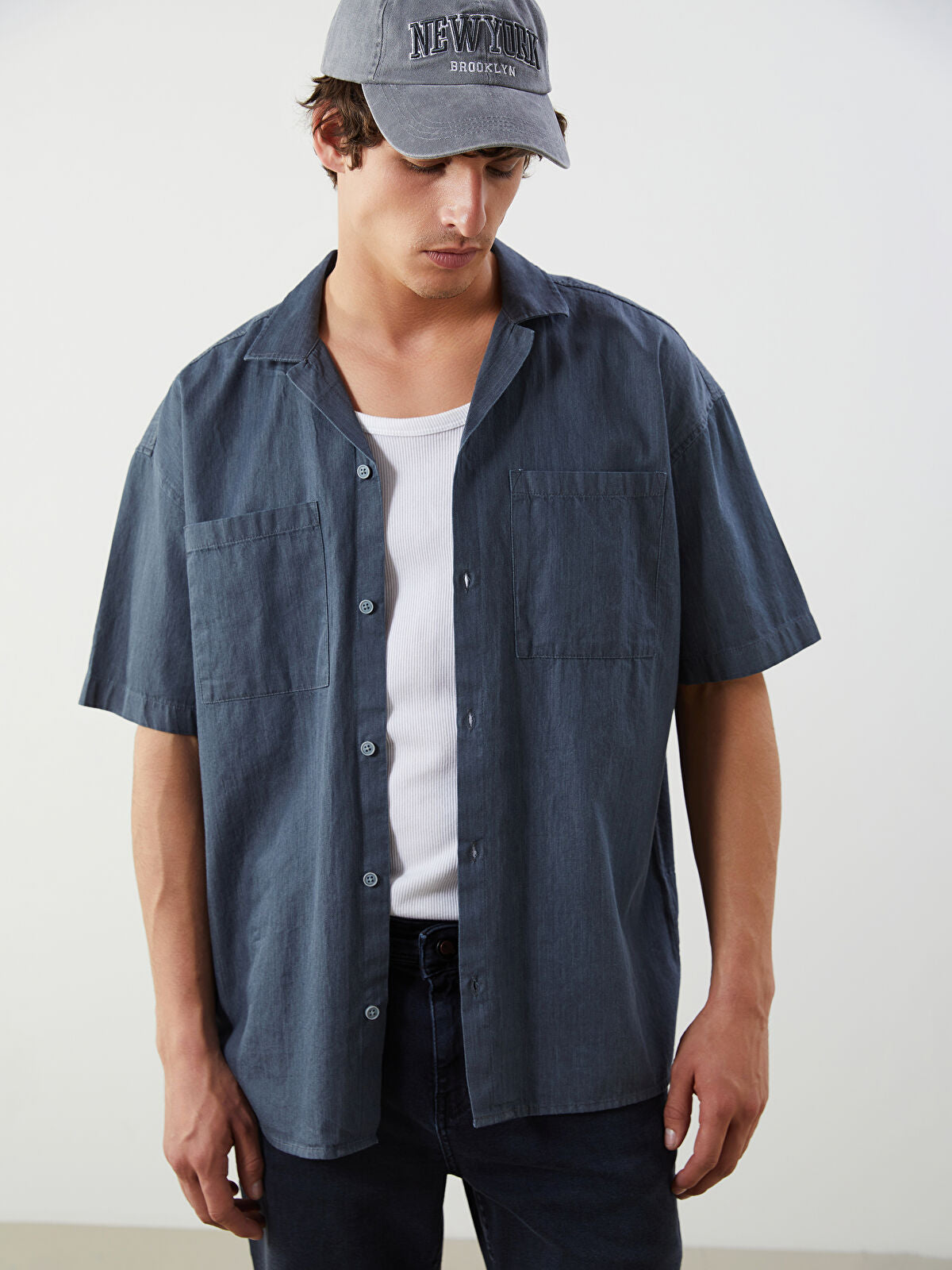 Comfortable Short-Sleeved Men's Jeans T-shirt