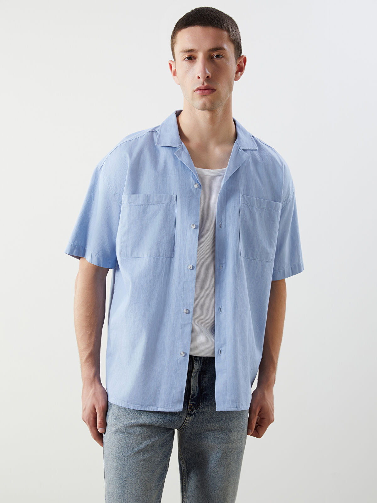 Comfortable Short-Sleeved Men's Jeans T-shirt