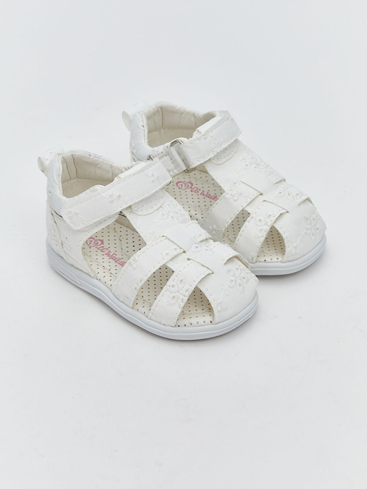 Detailed Lace Baby Girls First Step Shoe with Crisscross Design