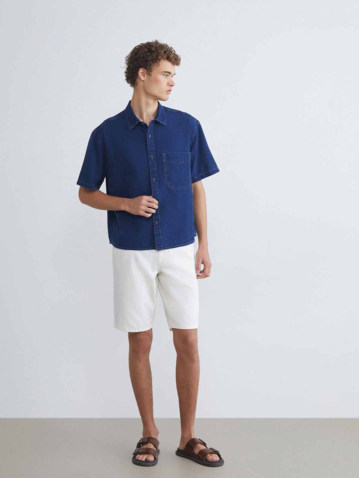 Regular Fit Short Sleeve Men's Denim Shirt