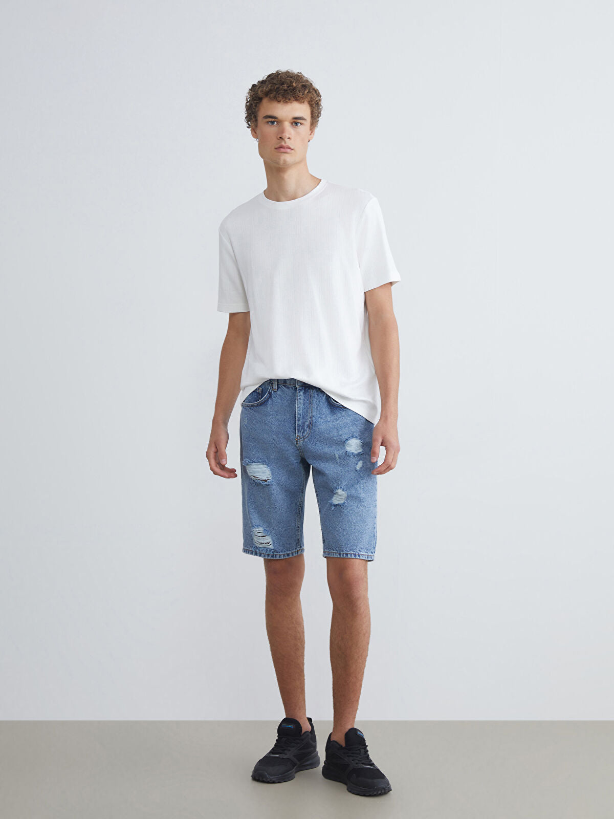 Standard Fit Men's Jeans Shorts