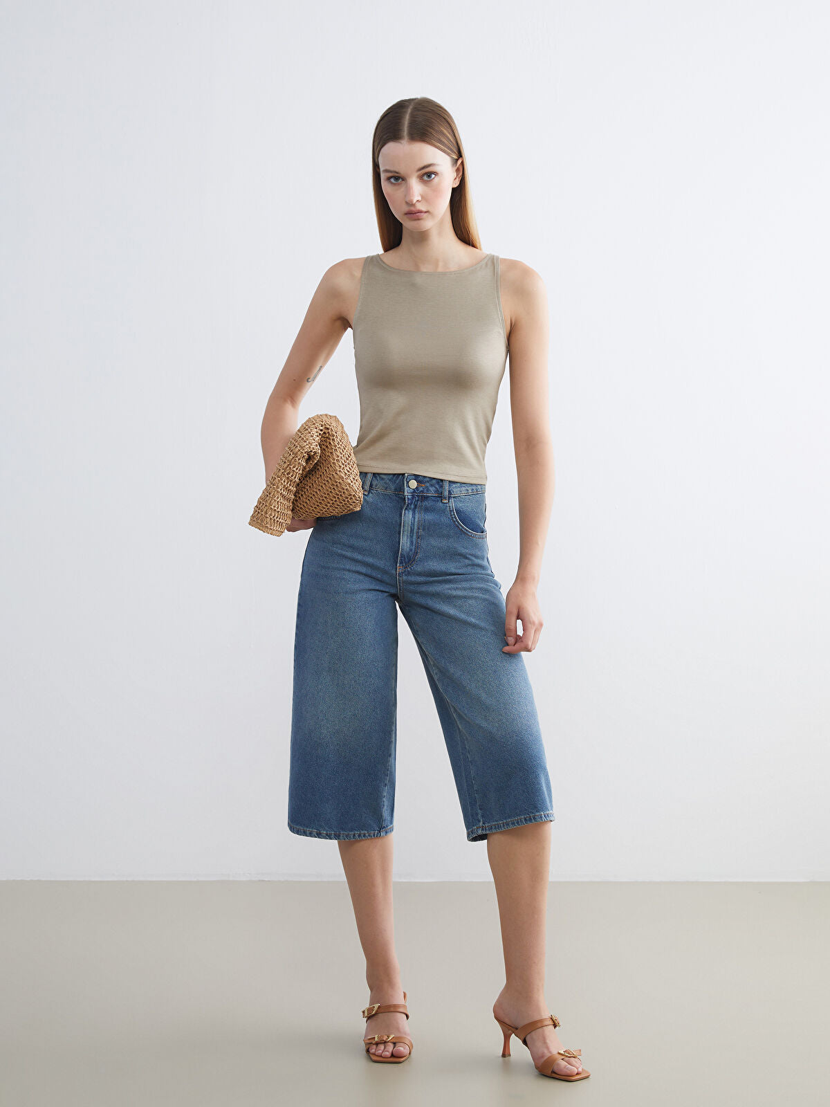 Standard Fit Women's Jeans Shorts