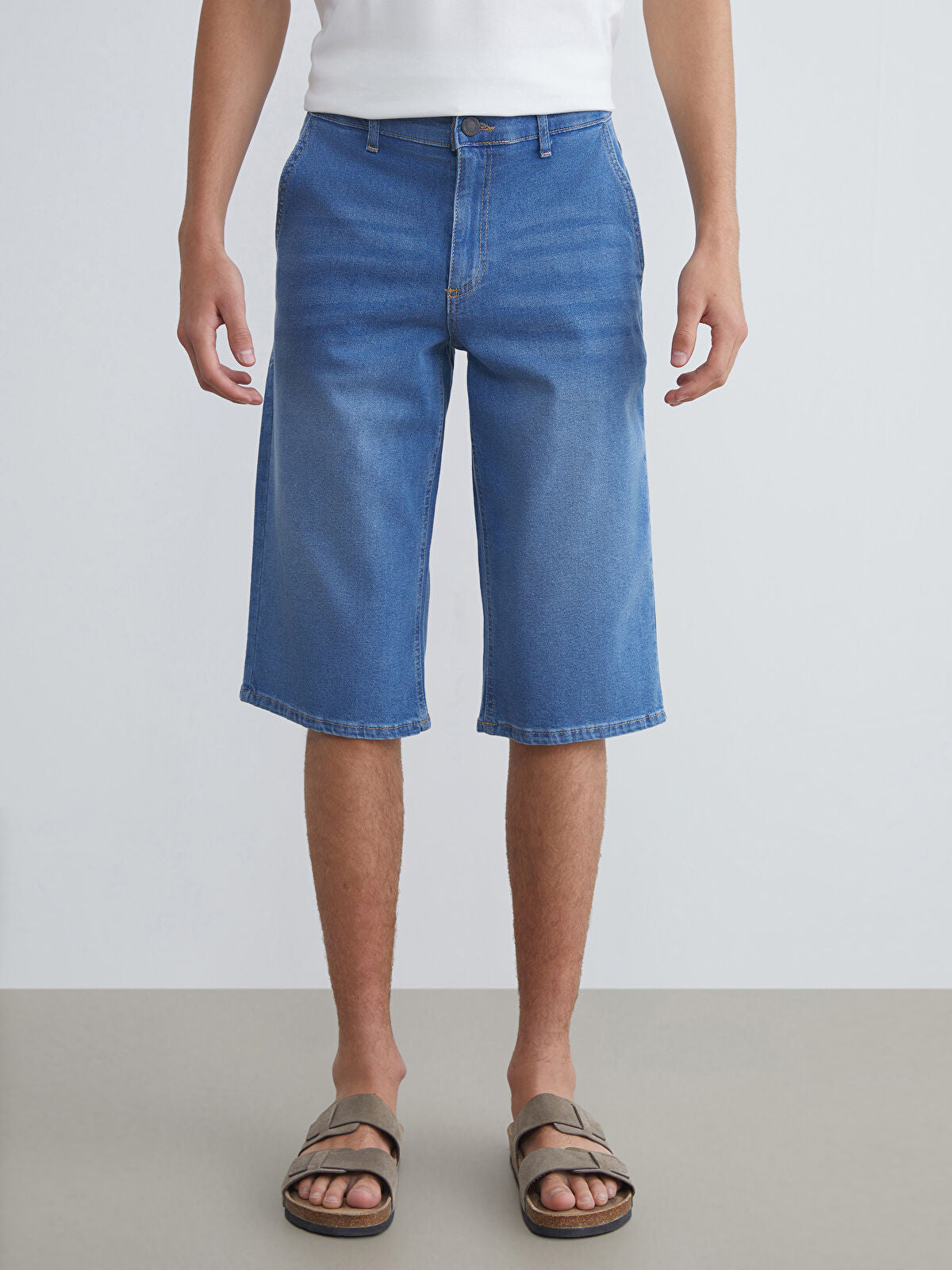 Standard Fit Men's Jeans Shorts