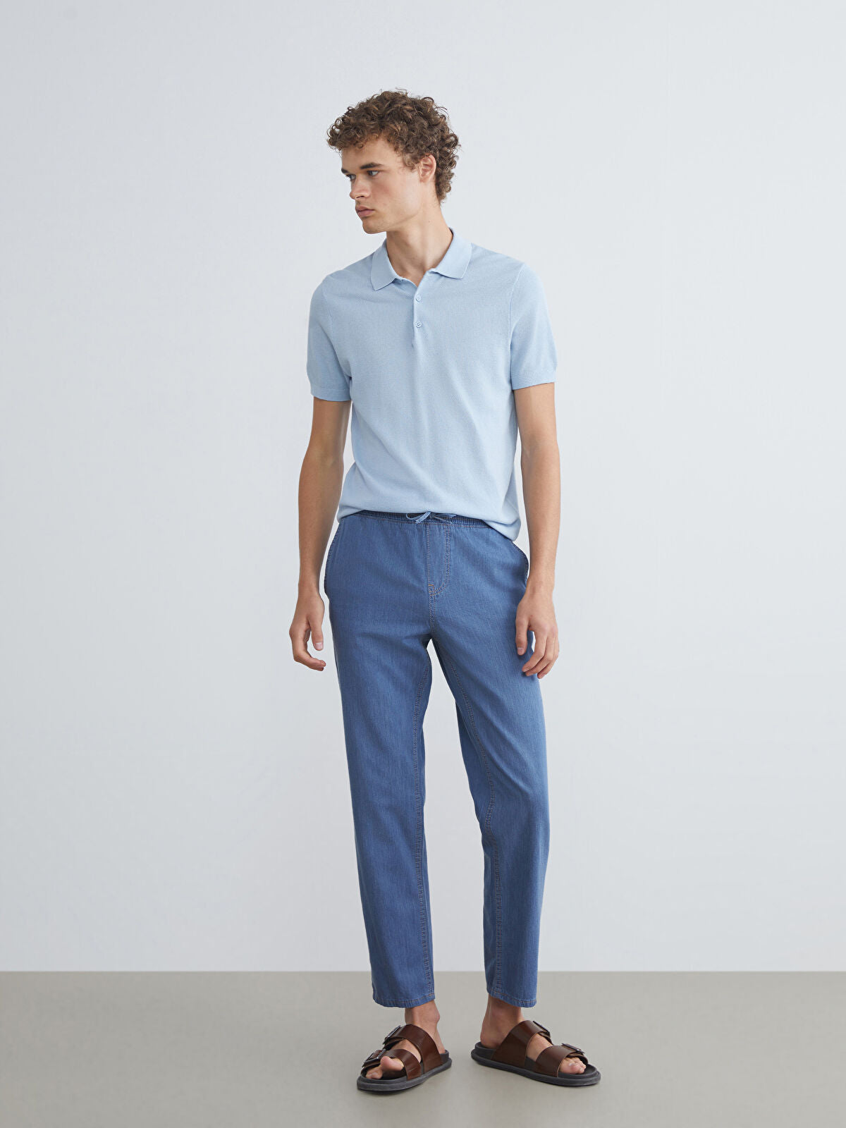 700 Men’s Straight Fit Jeans Pants