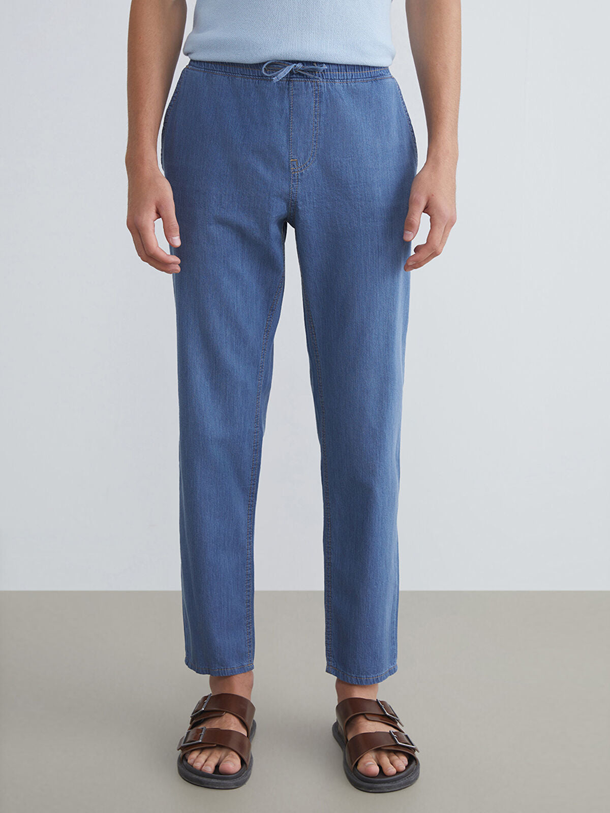 700 Men’s Straight Fit Jeans Pants