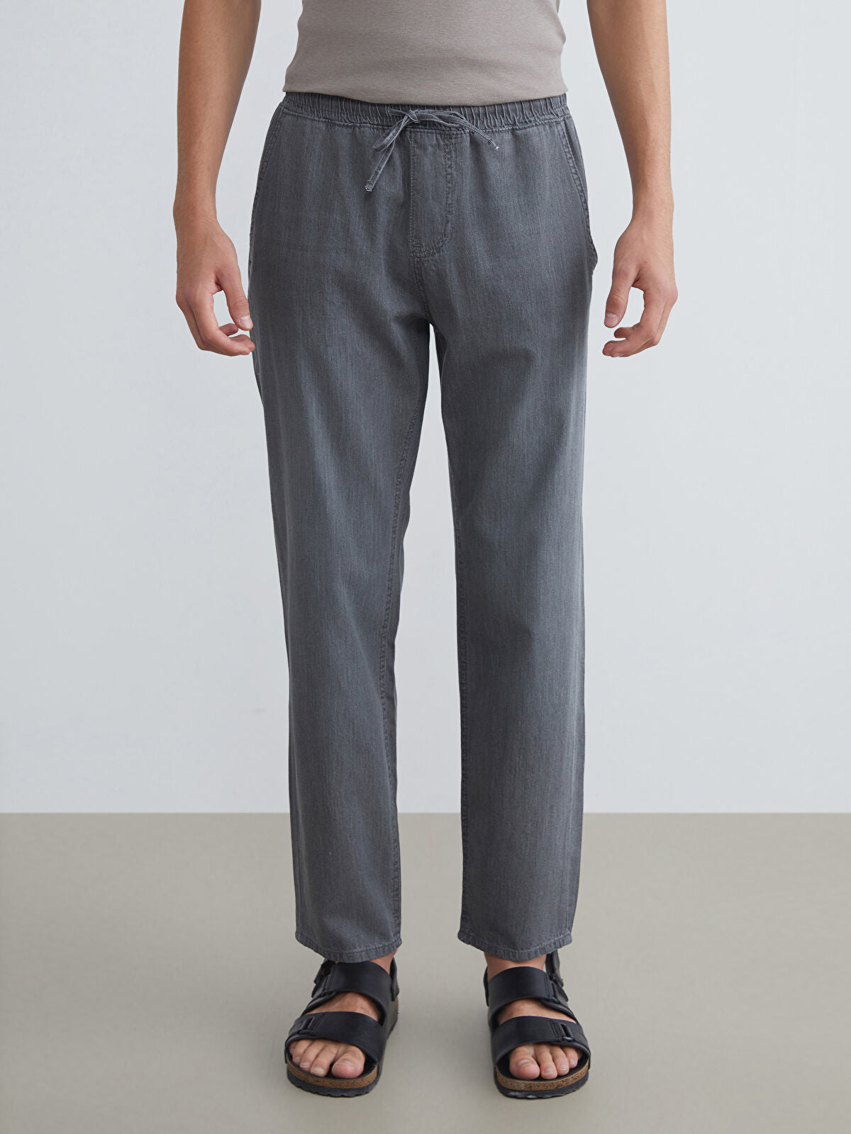 700 Men’s Straight Fit Jeans Pants