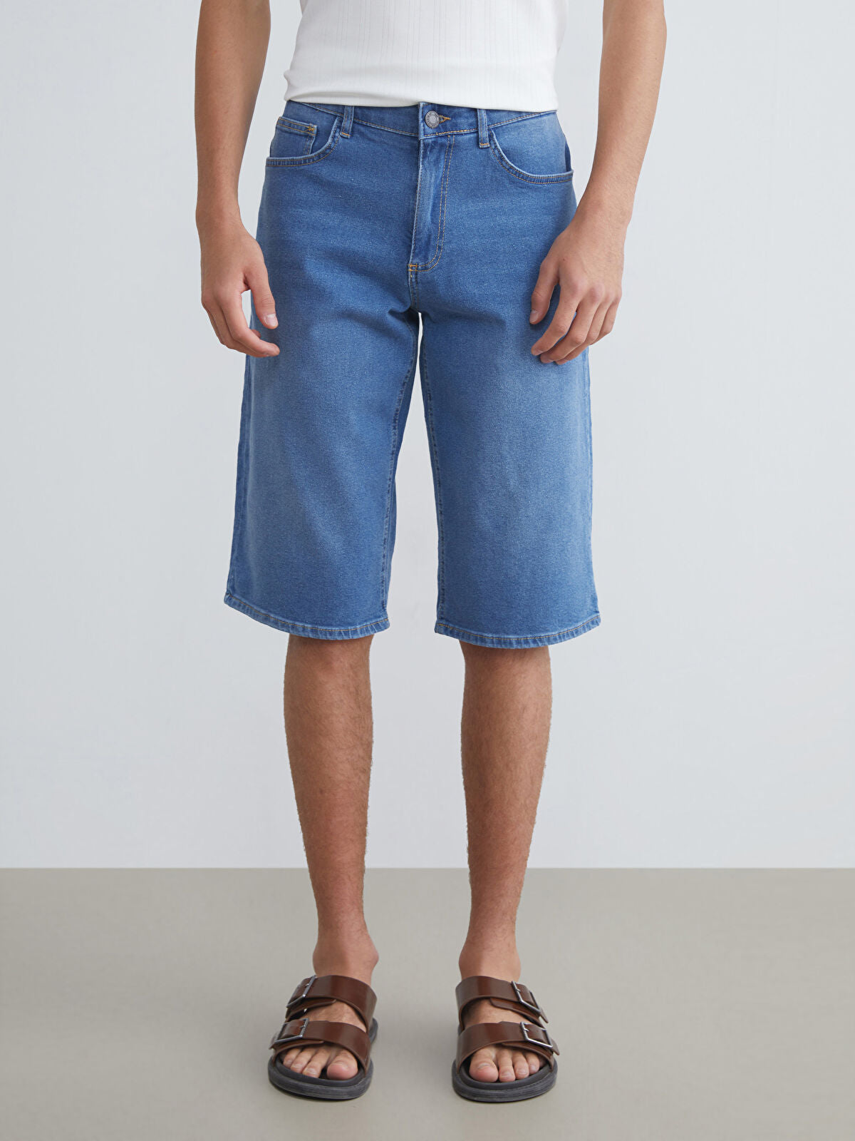 Standard Fit Men's Jeans Shorts