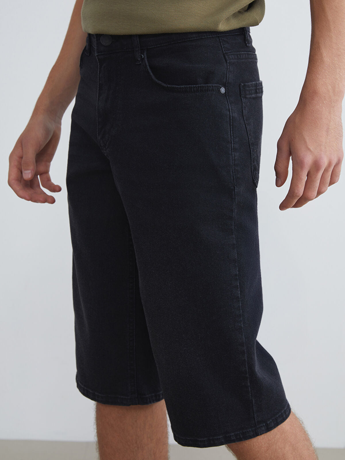Standard Fit Men's Jeans Shorts