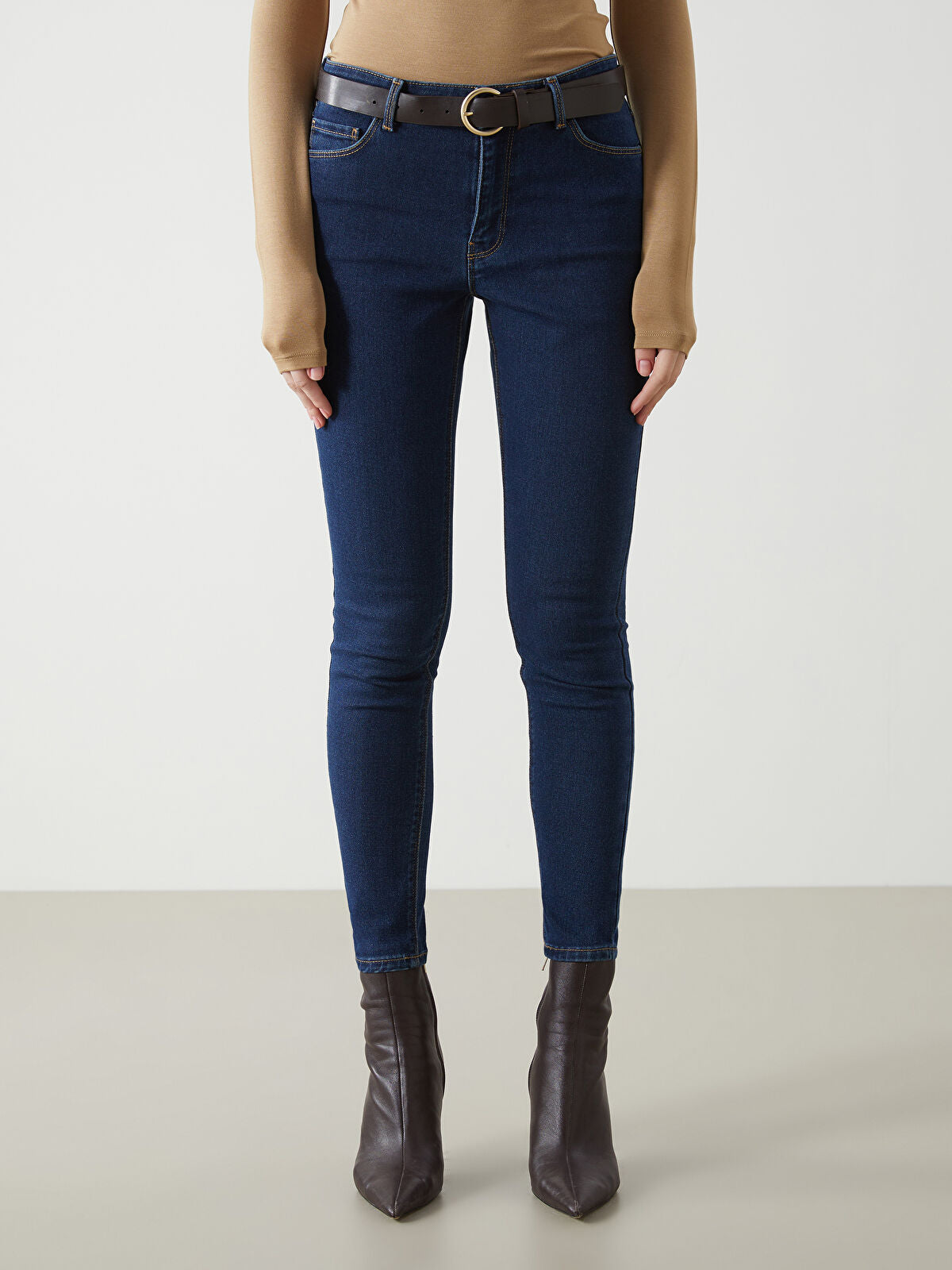 Mercury Belted Skinny Fit Women's Jeans Pants