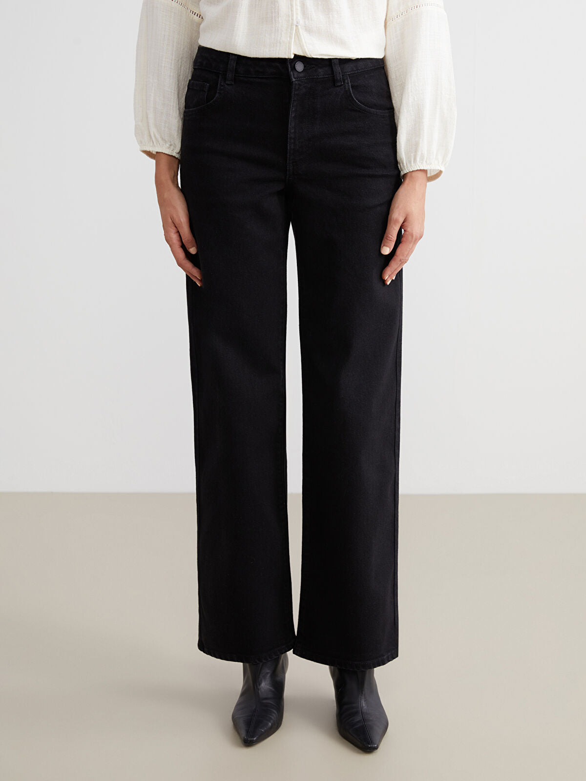 Wideleg Female Jean Pants