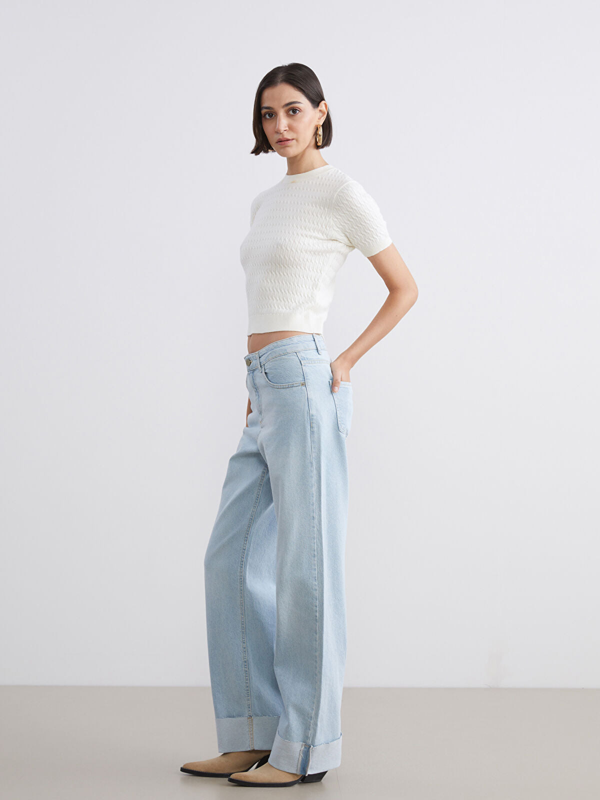 Straight Fit Women's Jeans Pants