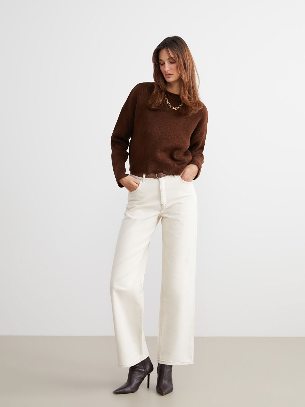 Women’s Belted Wide Leg Jean Pants