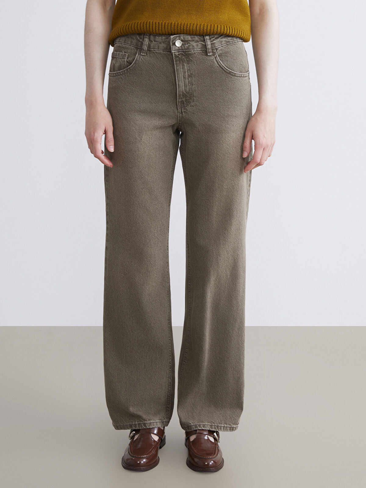 Straight Fit Women's Jeans Pants