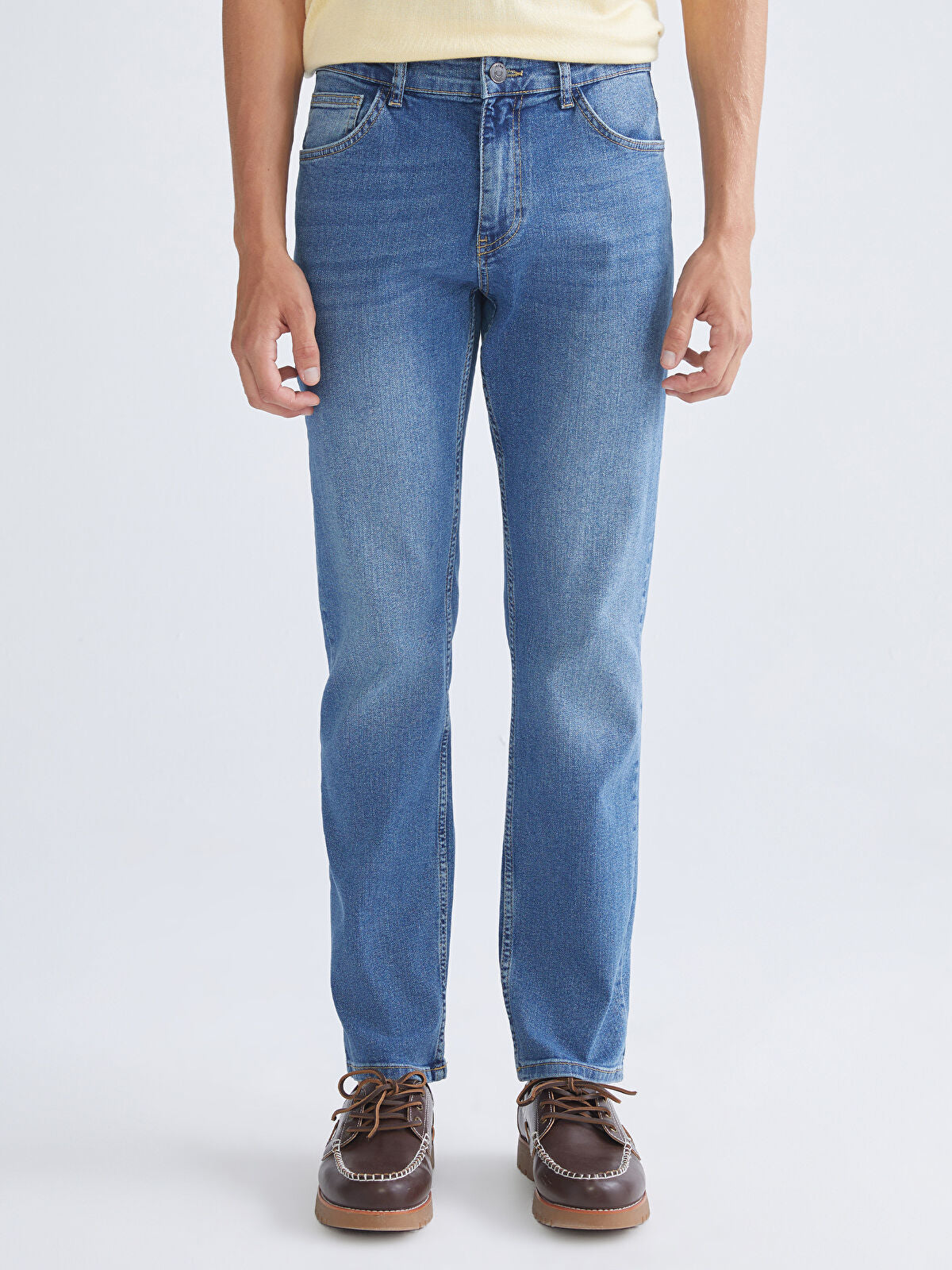 779 Regular Fit Men's Jean Pants