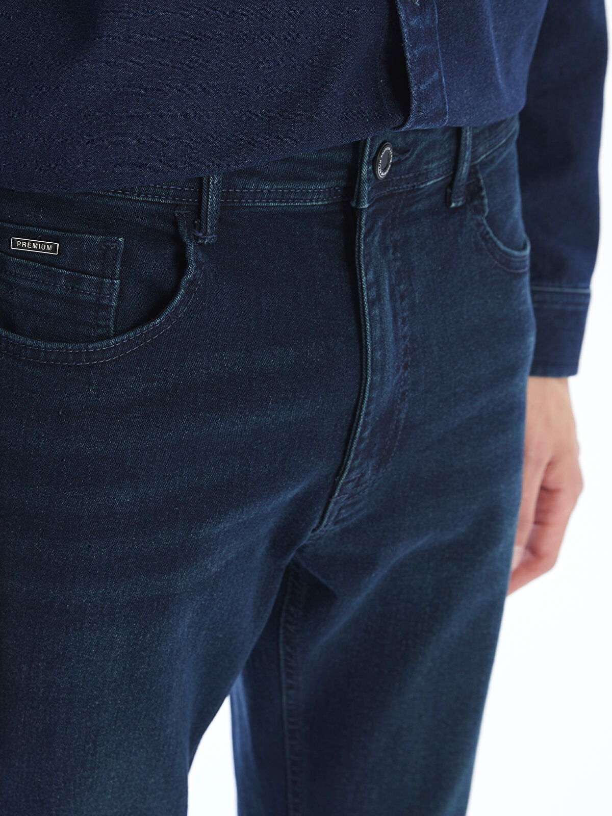 750 Slim Fit Men's Woven Jean Pantalon