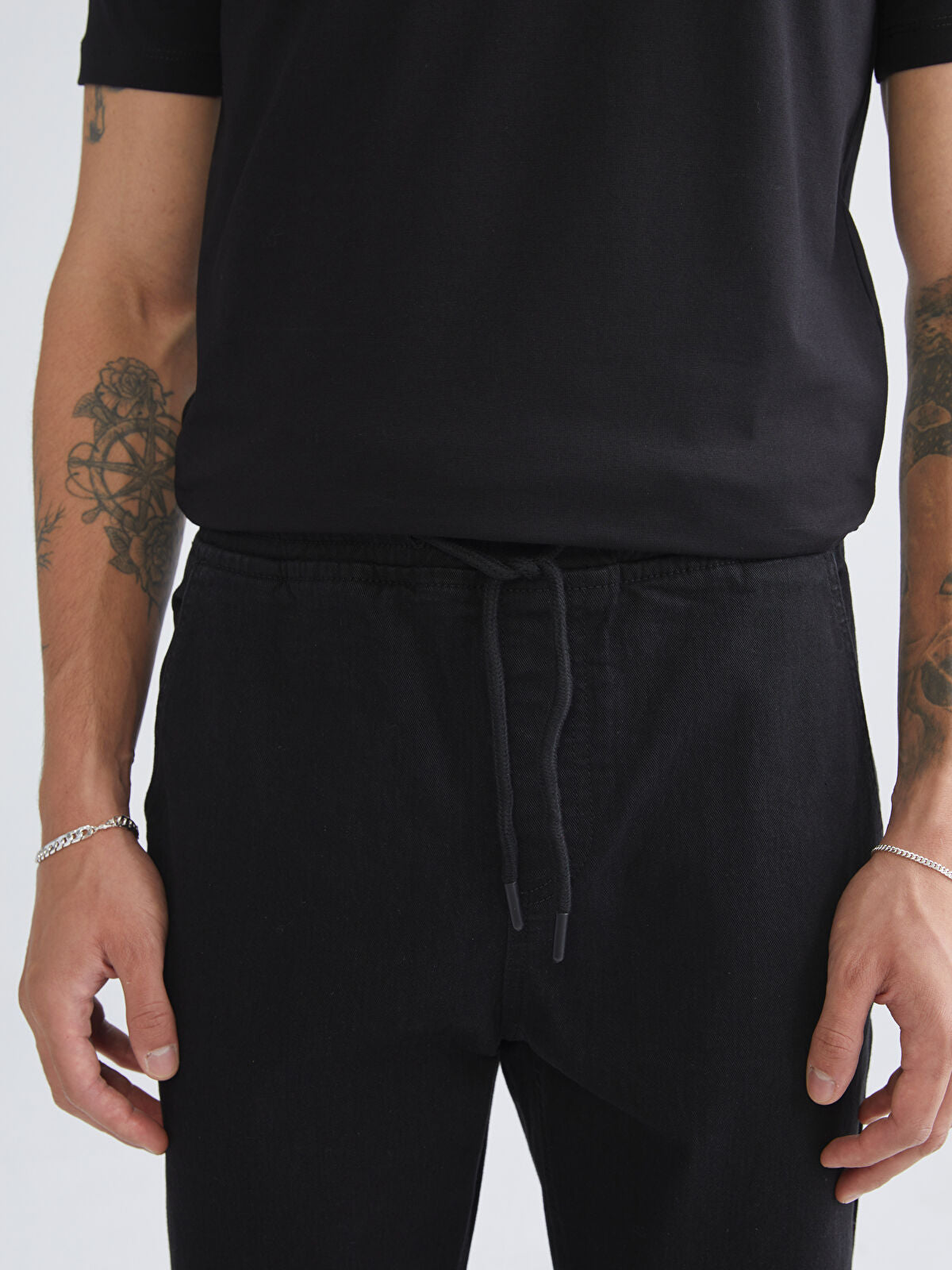 LCW Jeans Black 780 Jogger Men's Jean Pantalon Size with Special Offers, Installments and Cash on Delivery at LCW! Shop online now and have it delivered to your door! - W5BC35Z8-326
