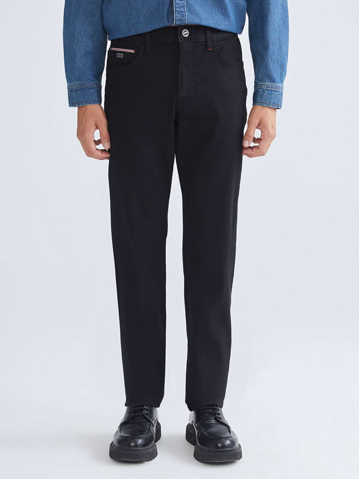 750 Slim Fit Men's Woven Jean Pantalon