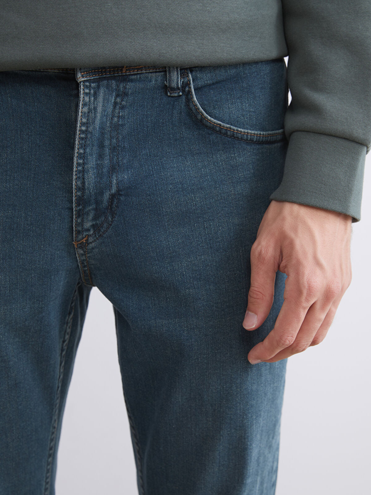 779 Regular Fit Men's Jean Pants