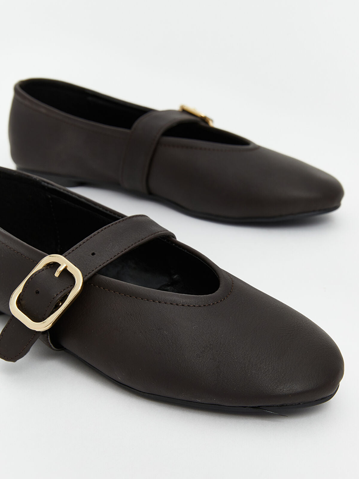 Leather-Look Woman Sandal