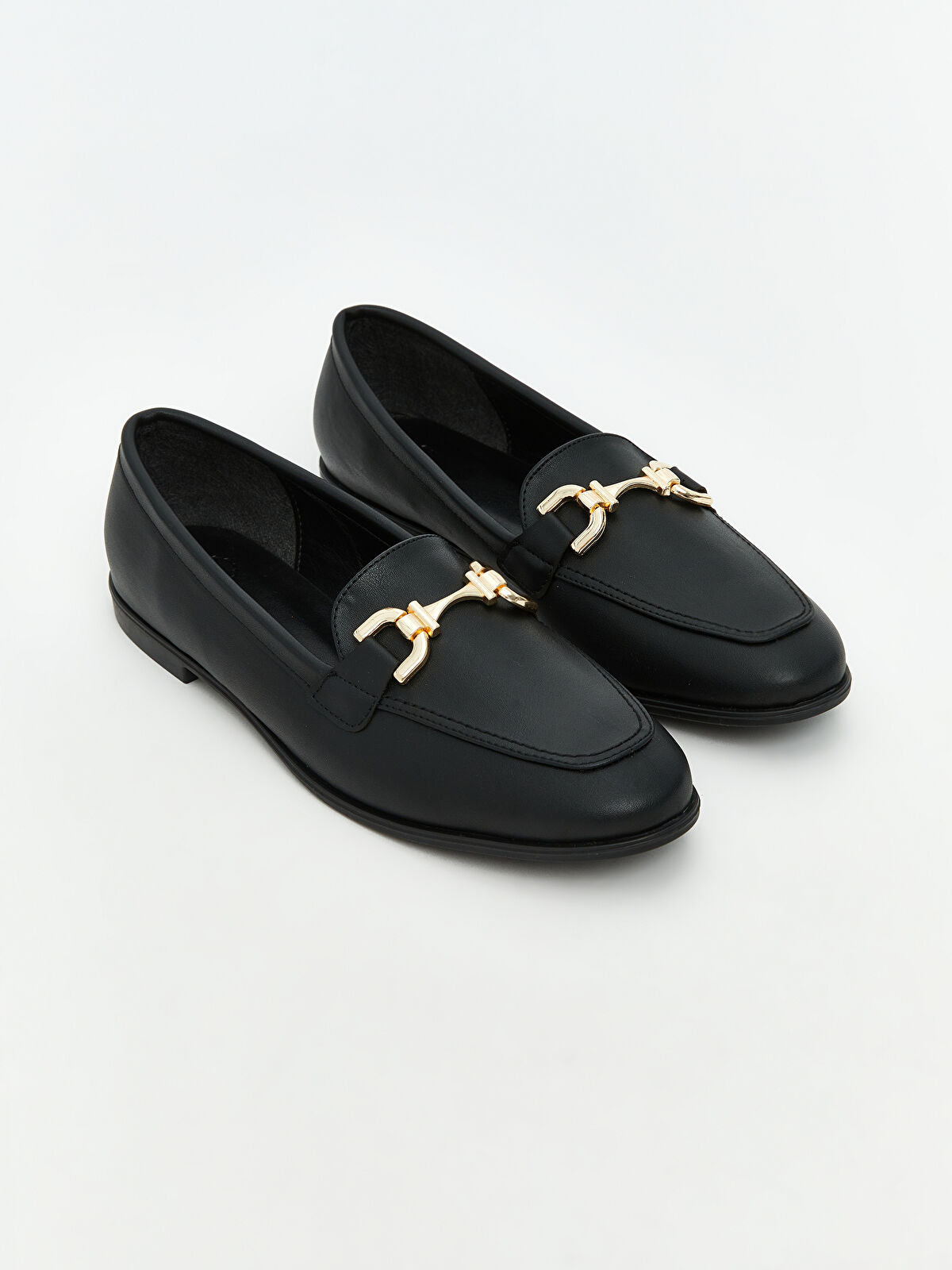 Leather-Look Classic Women's Shoe