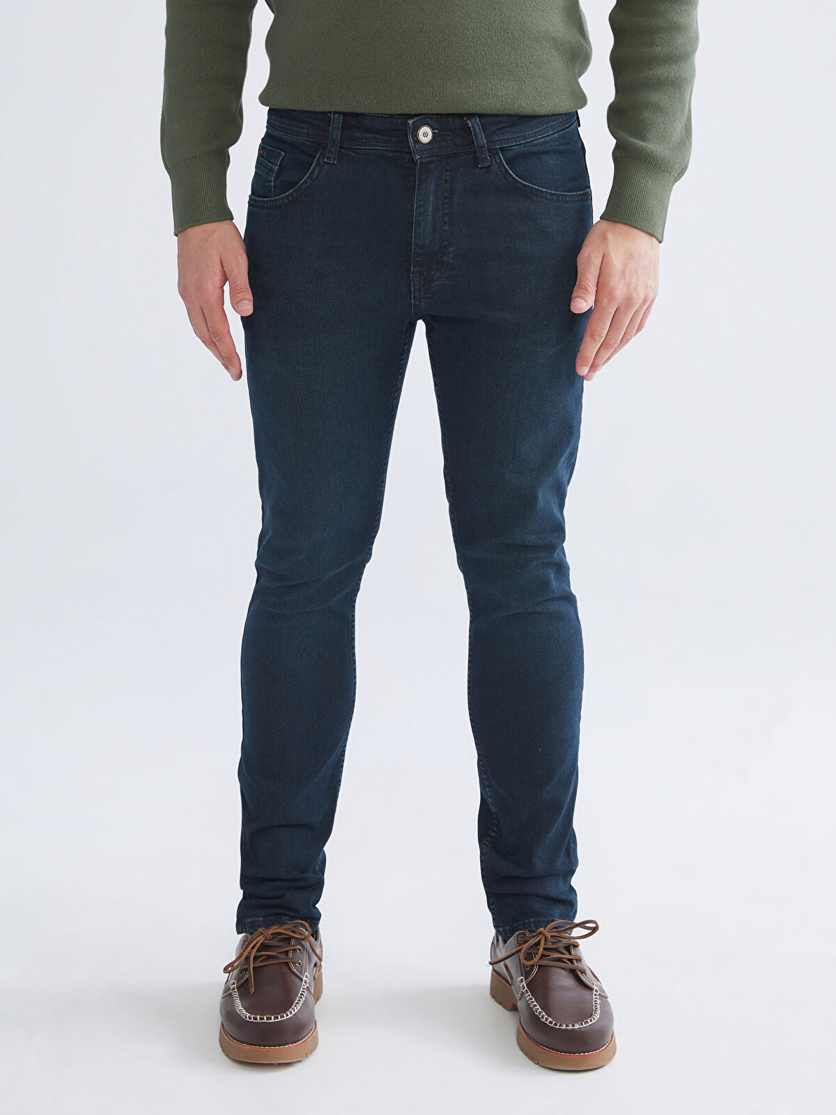 750 Slim Fit Men's Woven Jean Pantalon