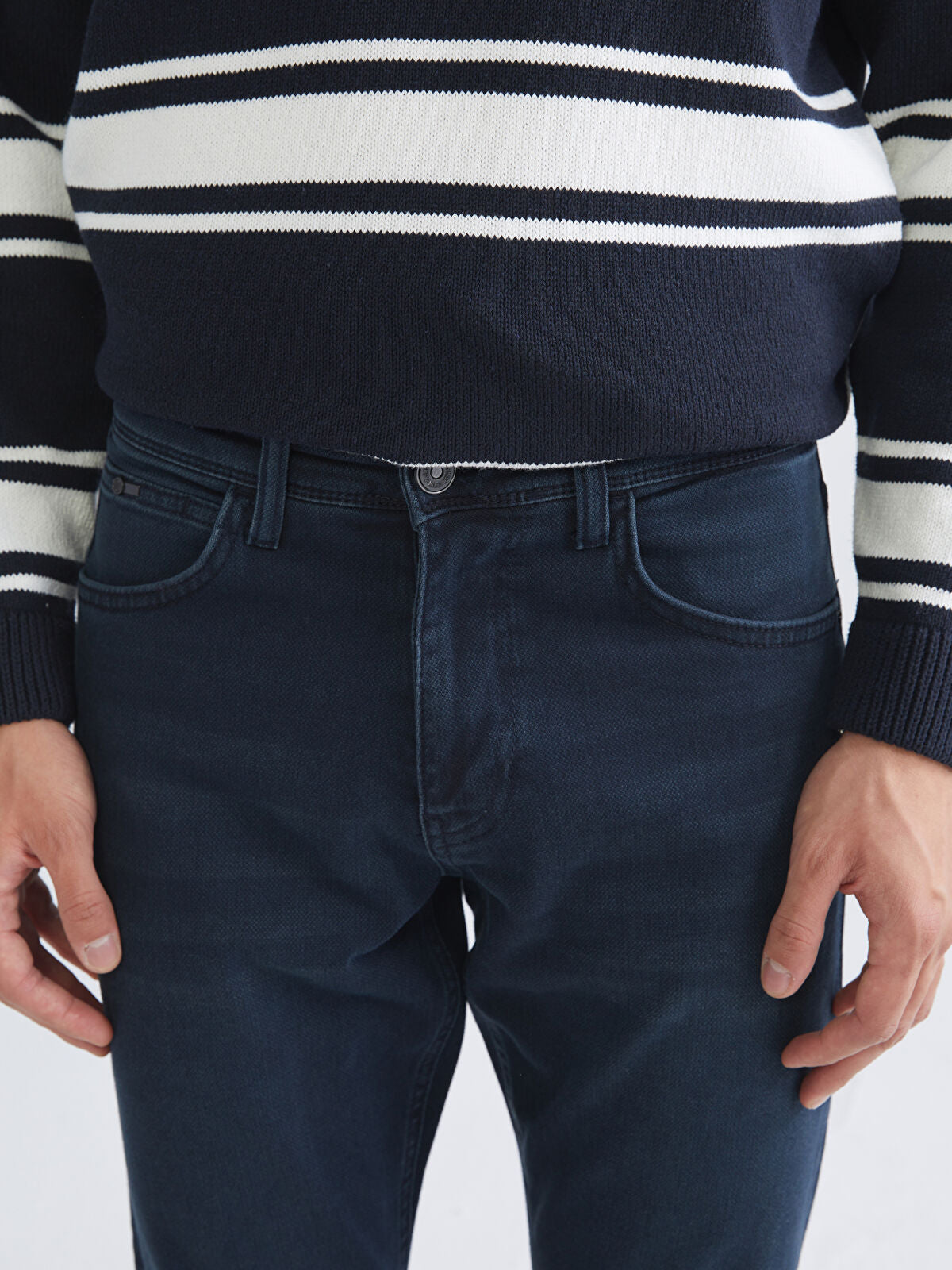 750 Slim Fit Men's Woven Jean Pantalon