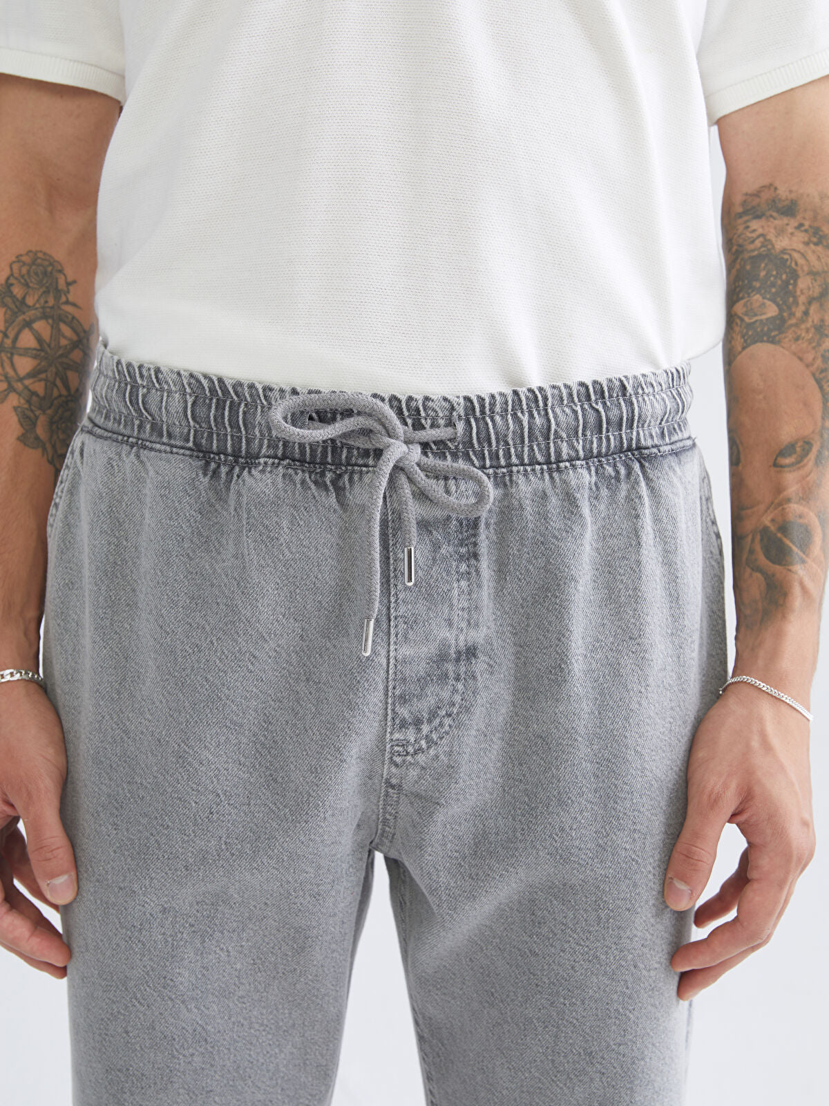 700 Men’s Straight Fit Jeans Pants