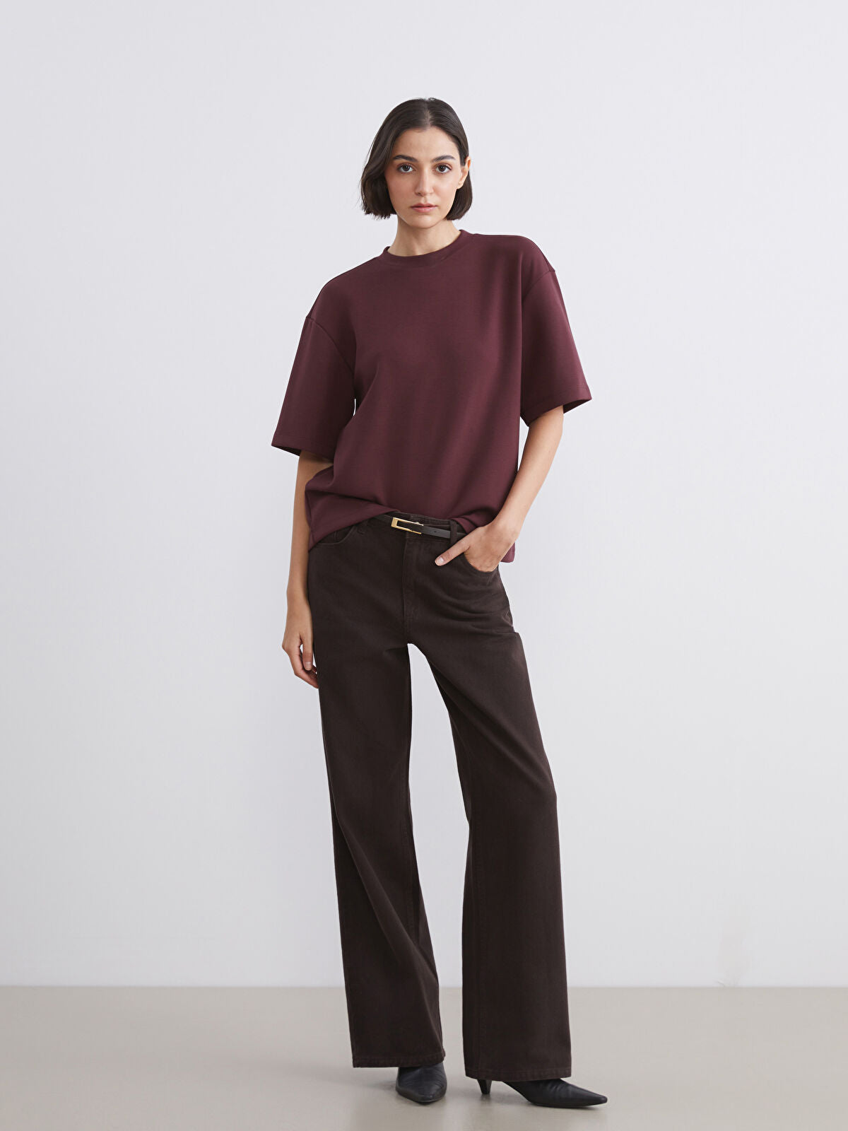 Women’s Belted Wide Leg Jean Pants
